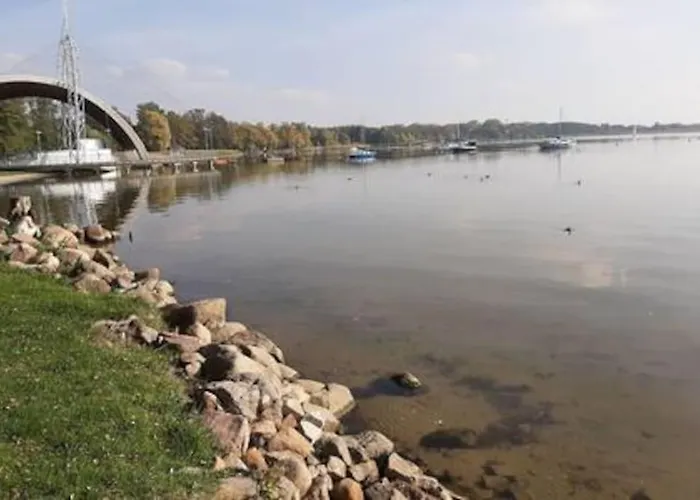 Lake View House Wifi Free Parking